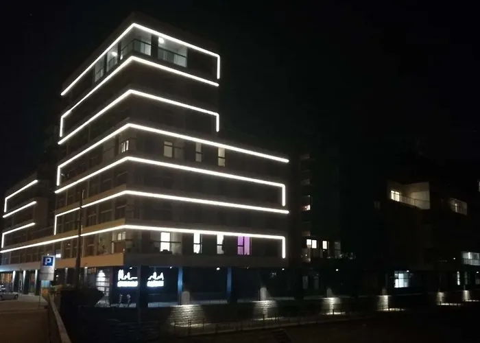 Z Widokiem Na Odre Bulwary Ksiazece * Wroclaw